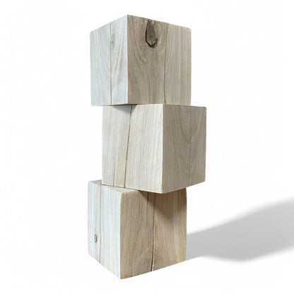 Handgefertigtes Eichenwürfel-Set - Holzdekor