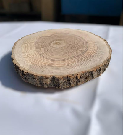 Handgefertigte Wanddekoration aus Esche - runde Form