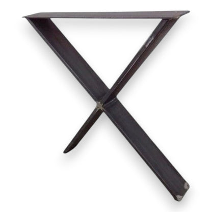 Rukou vyrobený profil z oceli 10x2 cm - X tvar 