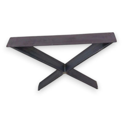 Rukou vyrobený profil z oceli 10x2 cm - X tvar 