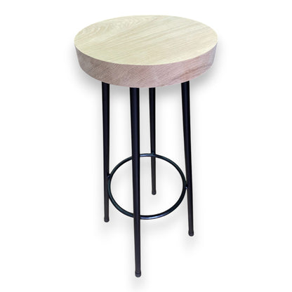 Handgefertigter Barhocker - Industrieller Stil
