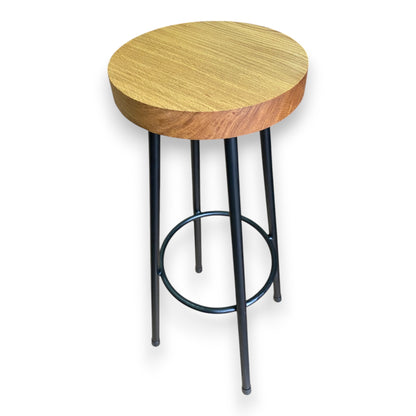 Handgefertigter Barhocker - Industrieller Stil