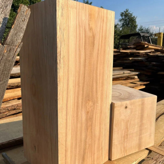 Handgefertigter Eschenblock aus Holz, Dekor – mittelgroß